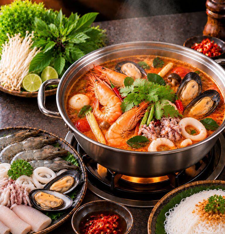 #104. Lẩu Thái Seafood Tom Yum / Thailand Hot Pot With Spicy. Sw
